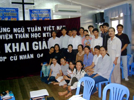 MTI Hanoi Classroom Photo